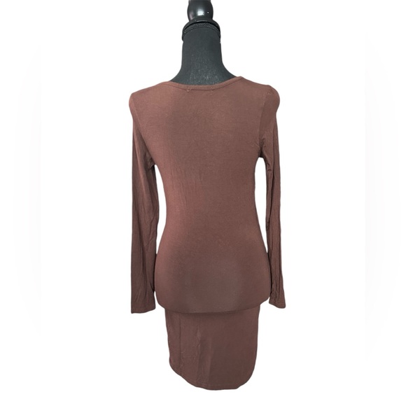 5/25$ ✨ Molokai Brown Dress - Picture 2 of 3